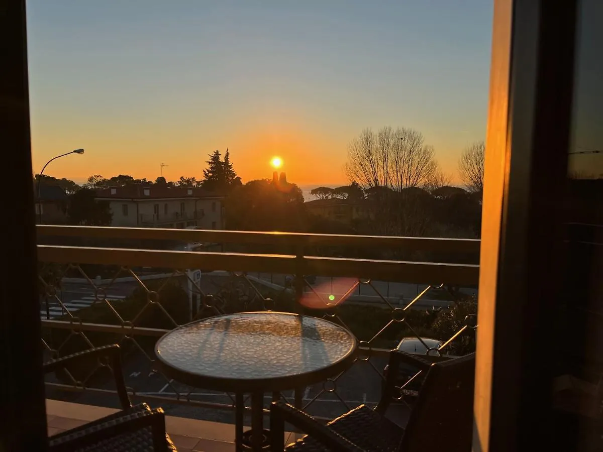 Hotel Renata Lazise 2*,